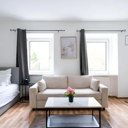 Modern 55m2 Near Vienna - Ideal For Work, Leisure And Relaxation In Nature דירה