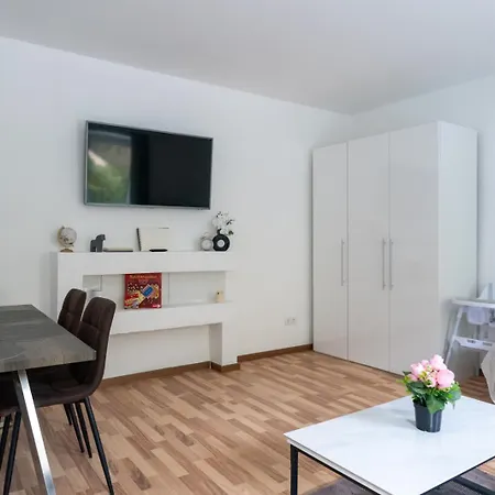Modern 55m2 Near Vienna - Ideal For Work, Leisure And Relaxation In Nature דירה